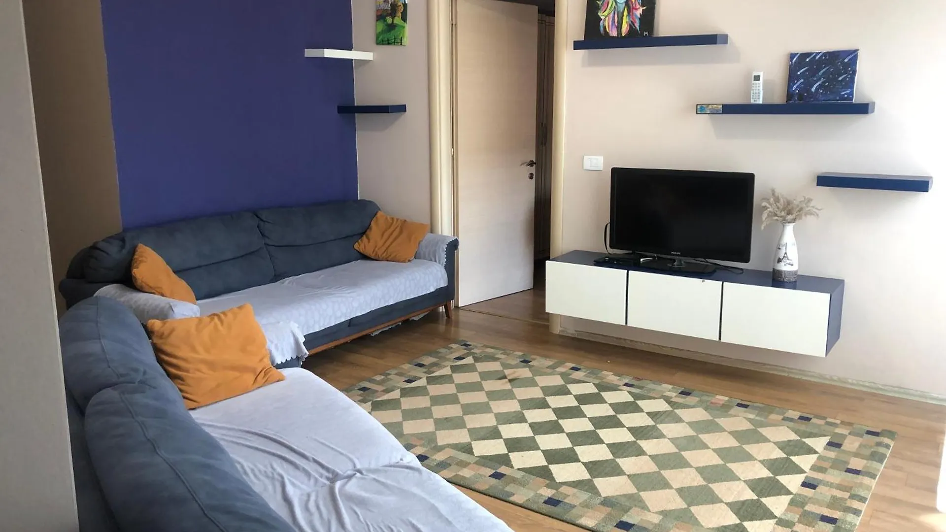 Apartment Home Sweet Home Tirana Albania