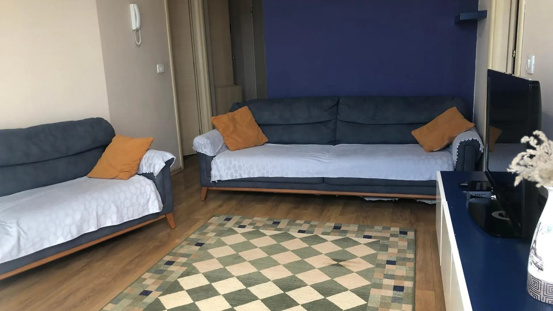 Home Sweet Home Tirana 0*,  Albania