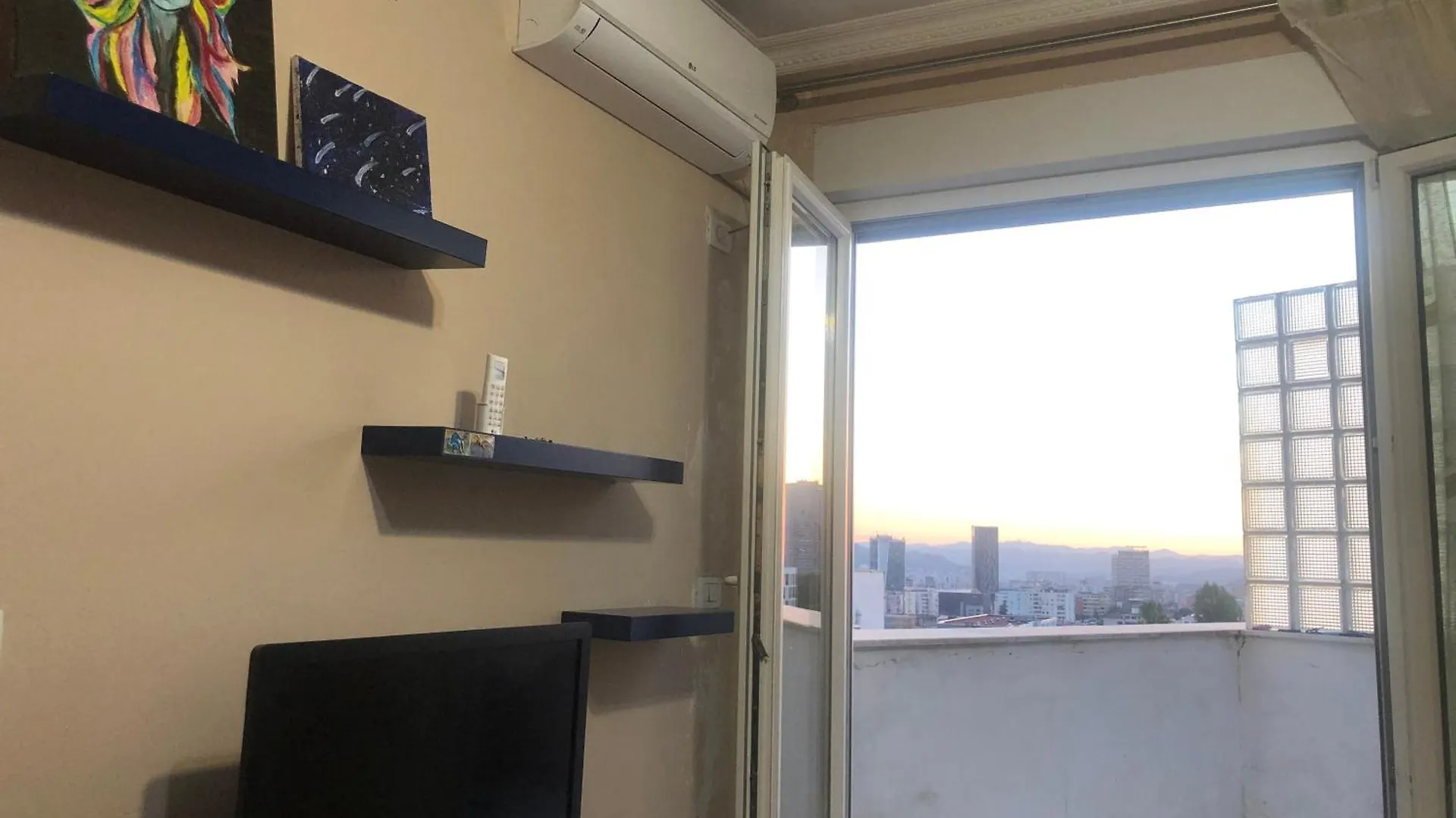 Home Sweet Home Tirana 0*,
